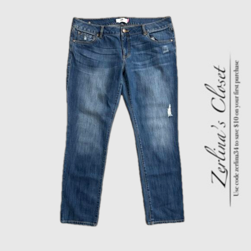 Cabi Slim Boyfriend Mid Rise Denim 14